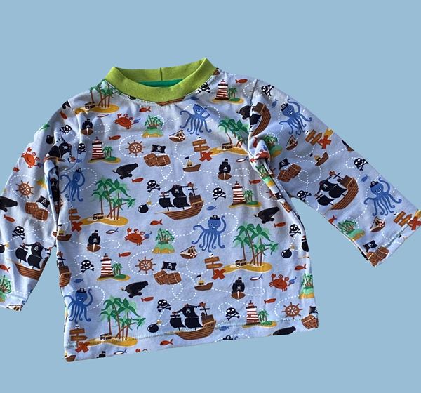 Bild von Longsleeve Gr. 90 Langarmshirt Kindershirt Piraten grau